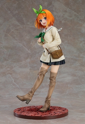 1/6 The Quintessential Quintuplets: Yotsuba Nakano: Date Style Ver. Figure