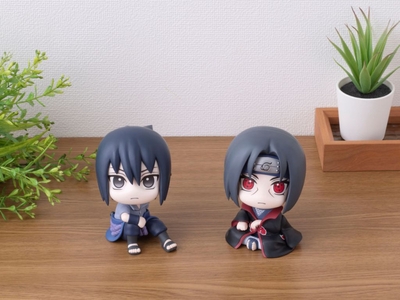 Naruto Shippuuden - Uchiha Sasuke - Look Up