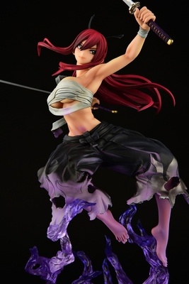 Fairy Tail Erza Scarlet Samurai Light Flame Manjo ver. Jet Black 1/6