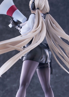 Azur Lane - Kronshtadt - Golden Head - Begin the Rush! - 1/6