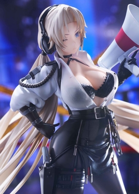 Azur Lane - Kronshtadt - Golden Head - Begin the Rush! - 1/6