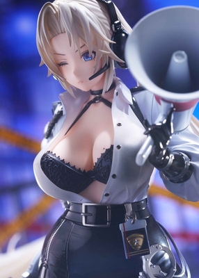 Azur Lane - Kronshtadt - Golden Head - Begin the Rush! - 1/6