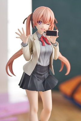 POP UP PARADE Erika Amano (A Couple of Cuckoos)