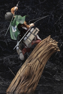 Shingeki no Kyojin Levi ARTFX J 1/8