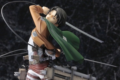 Shingeki no Kyojin Levi ARTFX J 1/8