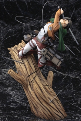 Shingeki no Kyojin Levi ARTFX J 1/8