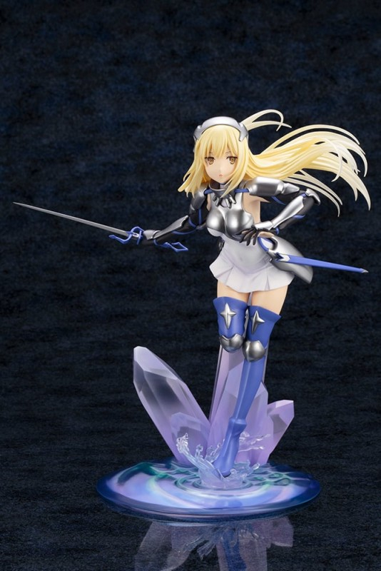 Dungeon ni Deai o Motomeru no wa Machigatteiru Darou ka Gaiden: Sword Oratoria - Ais Wallenstein - 1/7