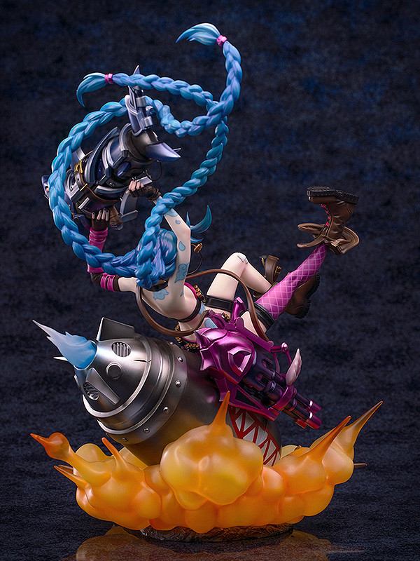 1/7 League of Legends Jinx