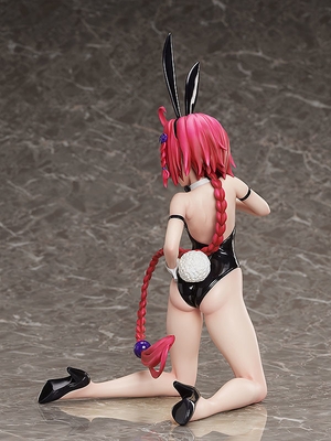 To LOVEru Darkness Kurosaki Mea B-style Bare Leg Bunny Ver. 1/4