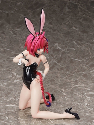 To LOVEru Darkness Kurosaki Mea B-style Bare Leg Bunny Ver. 1/4