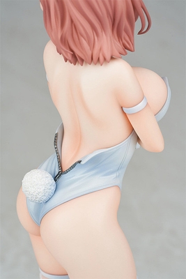 Ikomochi Illustrator Black Bunny Aoi & White Bunny Natsume 1/6 (2 Figure Set)