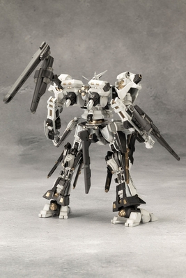 Armored Core Rosenthal CR-HOGIRE Noblesse Oblige Variable Infinity 1/72