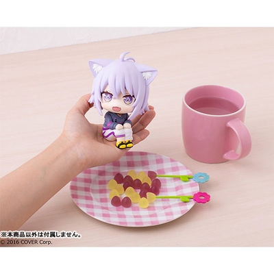 Hololive Nekomata Okayu Look Up