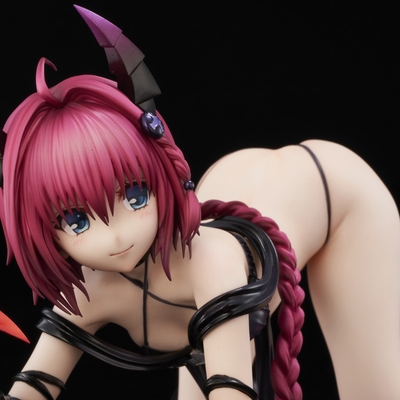 To LOVEru Darkness Kurosaki Mea Darkness Ver. 1/6
