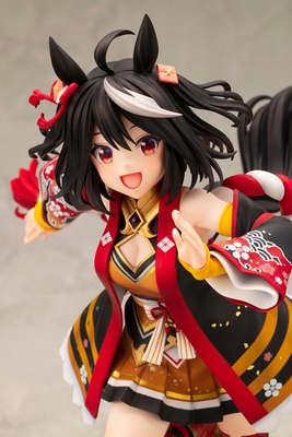 Uma Musume: Pretty Derby Kitasan Black Outrunning the Encroaching Heat 1/7