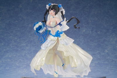 Is It Wrong to Try to Pick Up Girls in a Dungeon? - Hestia Wedding Dress Ver