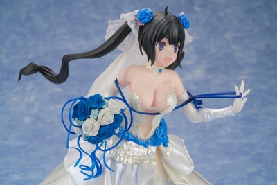 Is It Wrong to Try to Pick Up Girls in a Dungeon? - Hestia Wedding Dress Ver