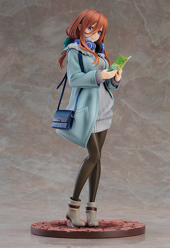 1/6 The Quintessential: Miku Nakano: Date Style Ver.