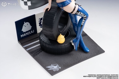 Azur Lane Baltimore Finish Line Flagbearer Ver. 1/7