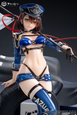 Azur Lane Baltimore Finish Line Flagbearer Ver. 1/7