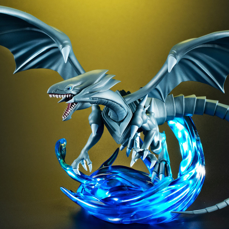 MegaHouse MONSTERS CHRONICLE Yu-Gi-Oh! Duel Monsters Blue-eyes White Dragon PVC Figure