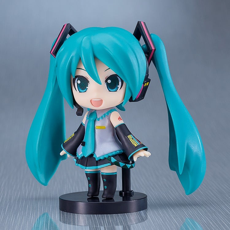 Vocaloid - Hatsune Miku - Nendoroid Plamo - 1/2