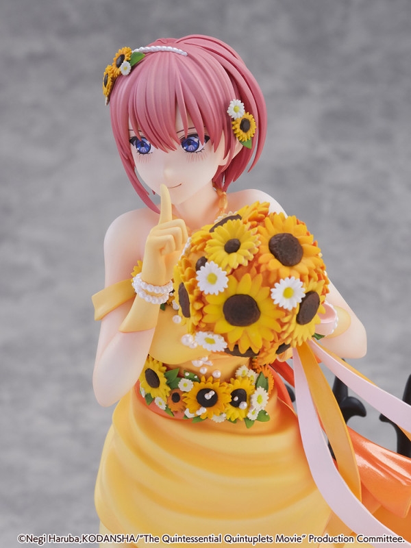 1/7 Eiga Gotoubun no Hanayome - Nakano Ichika - Shibuya Scramble Figure - Floral Dress Ver.