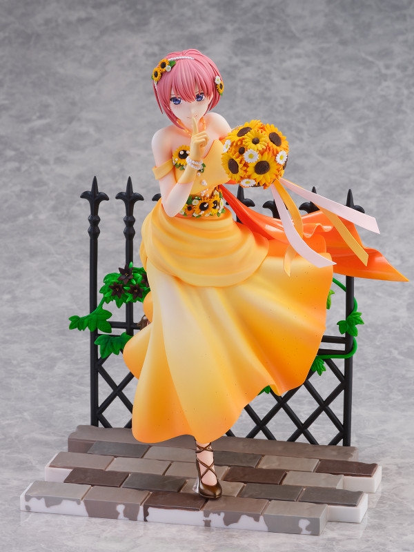 1/7 Eiga Gotoubun no Hanayome - Nakano Ichika - Shibuya Scramble Figure - Floral Dress Ver.