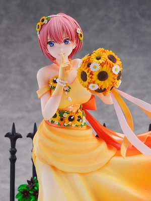 1/7 Eiga Gotoubun no Hanayome - Nakano Ichika - Shibuya Scramble Figure - Floral Dress Ver.