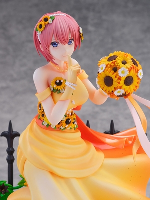 1/7 Eiga Gotoubun no Hanayome - Nakano Ichika - Shibuya Scramble Figure - Floral Dress Ver.