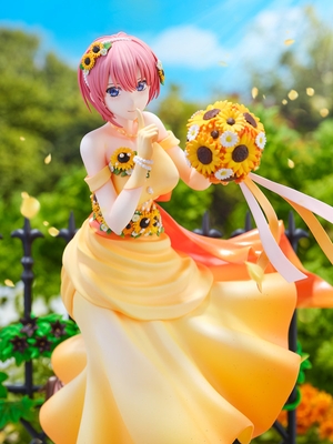 1/7 Eiga Gotoubun no Hanayome - Nakano Ichika - Shibuya Scramble Figure - Floral Dress Ver.