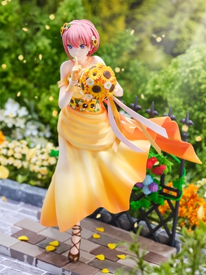 1/7 Eiga Gotoubun no Hanayome - Nakano Ichika - Shibuya Scramble Figure - Floral Dress Ver.