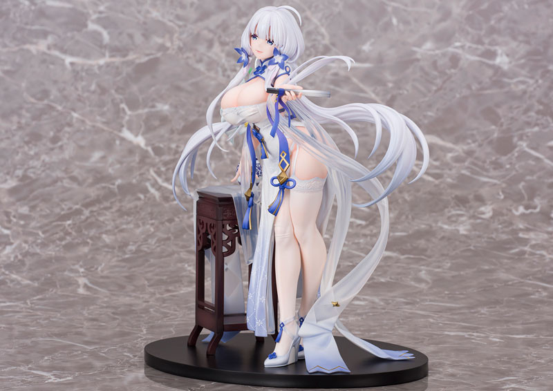 Azur Lane Illustrious Maiden Lily`s Radiance Ver. 1/7