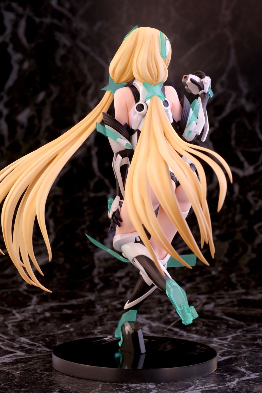 Alphamax Expelled from Paradise Angela Balzac 1/8 Plastic Figure - 4