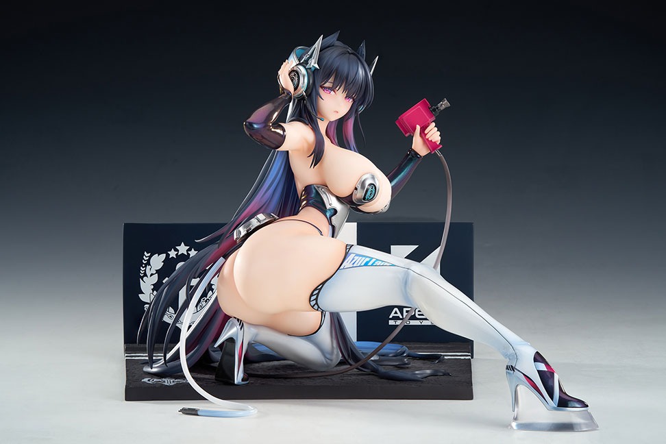 APEX Azur Lane Strasbourg Uta-sei Mau Circuit Ver. 1/7 Plastic Figure - 4