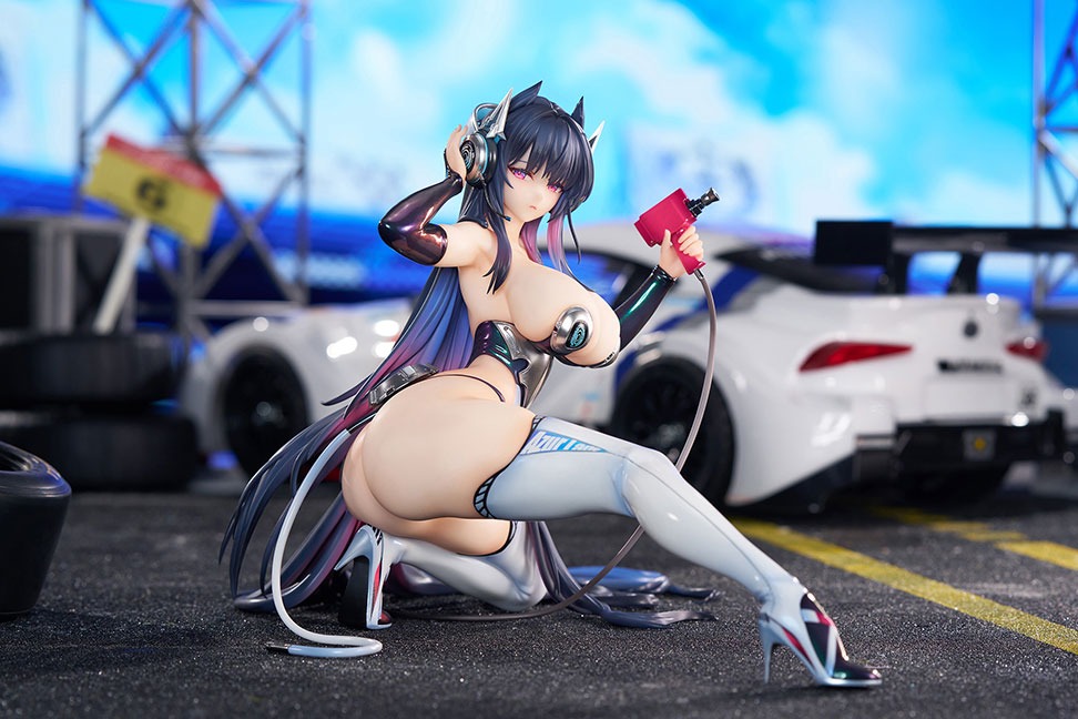 APEX Azur Lane Strasbourg Uta-sei Mau Circuit Ver. 1/7 Plastic Figure
