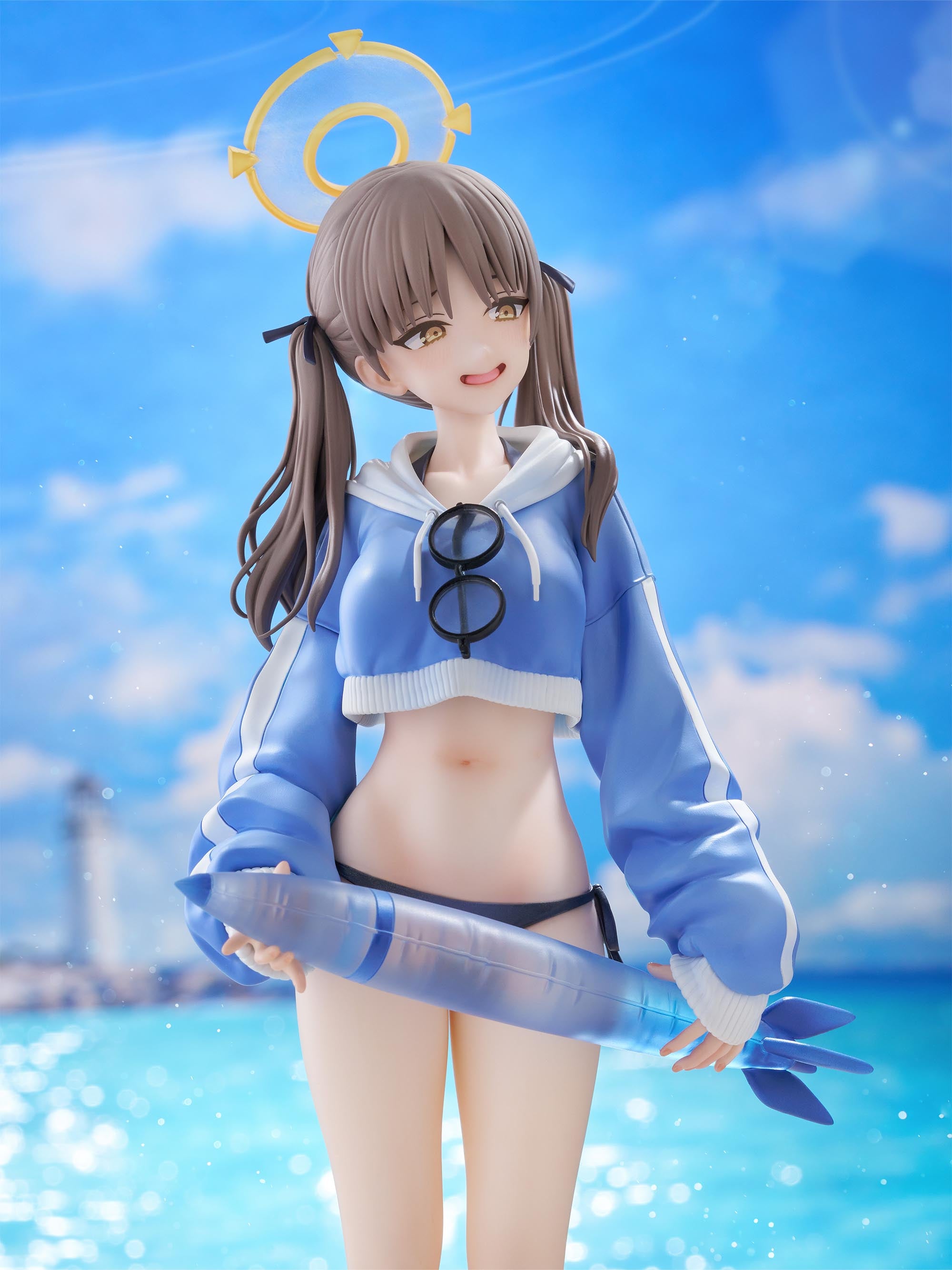 FuRyu F:NEX Blue Archive Moe (Mizugi) 1/7 Plastic Figure - 2