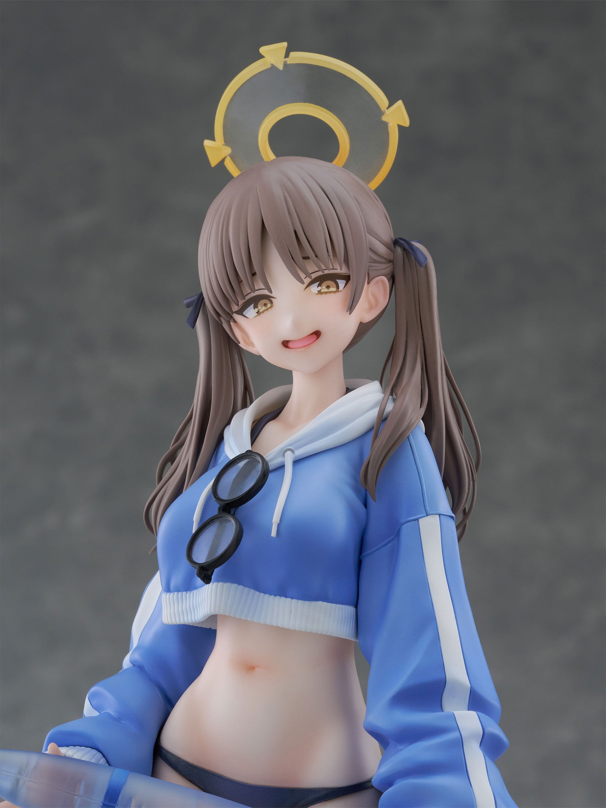 FuRyu F:NEX Blue Archive Moe (Mizugi) 1/7 Plastic Figure - 14
