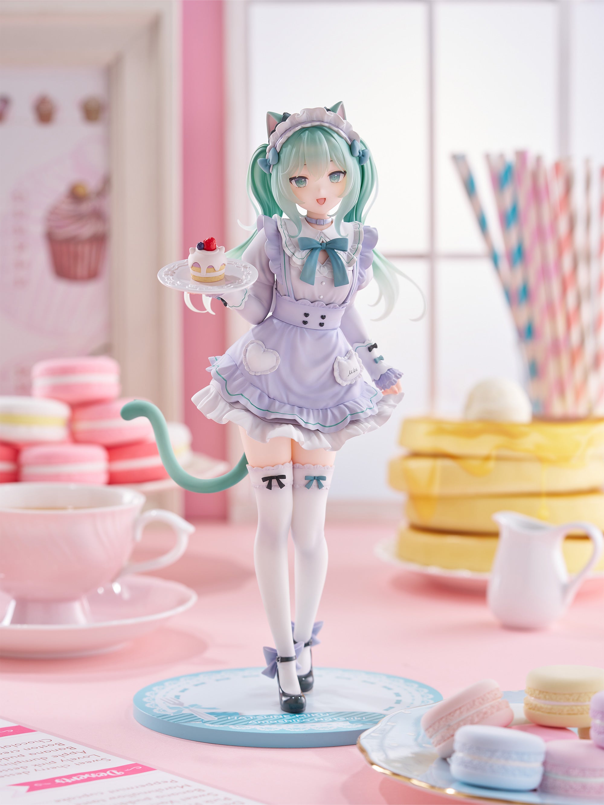 FuRyu F:NEX Hatsune Miku x Amagi Natsuki 1/7 Plastic Figure - 2