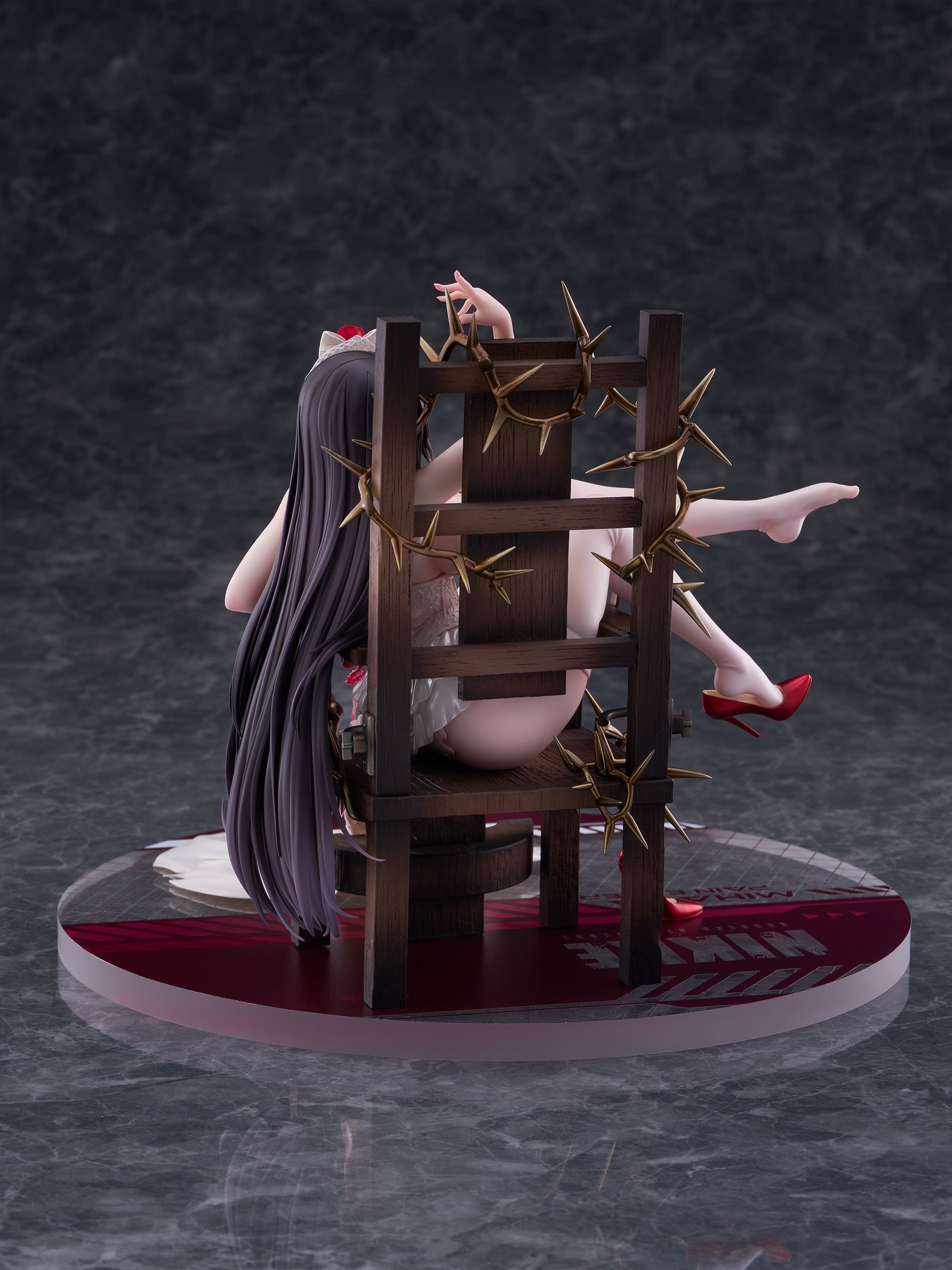 FuRyu F:NEX Shouri no Megami: NIKKE Mihara - Pain Eater 1/7 Plastic Figure - 7
