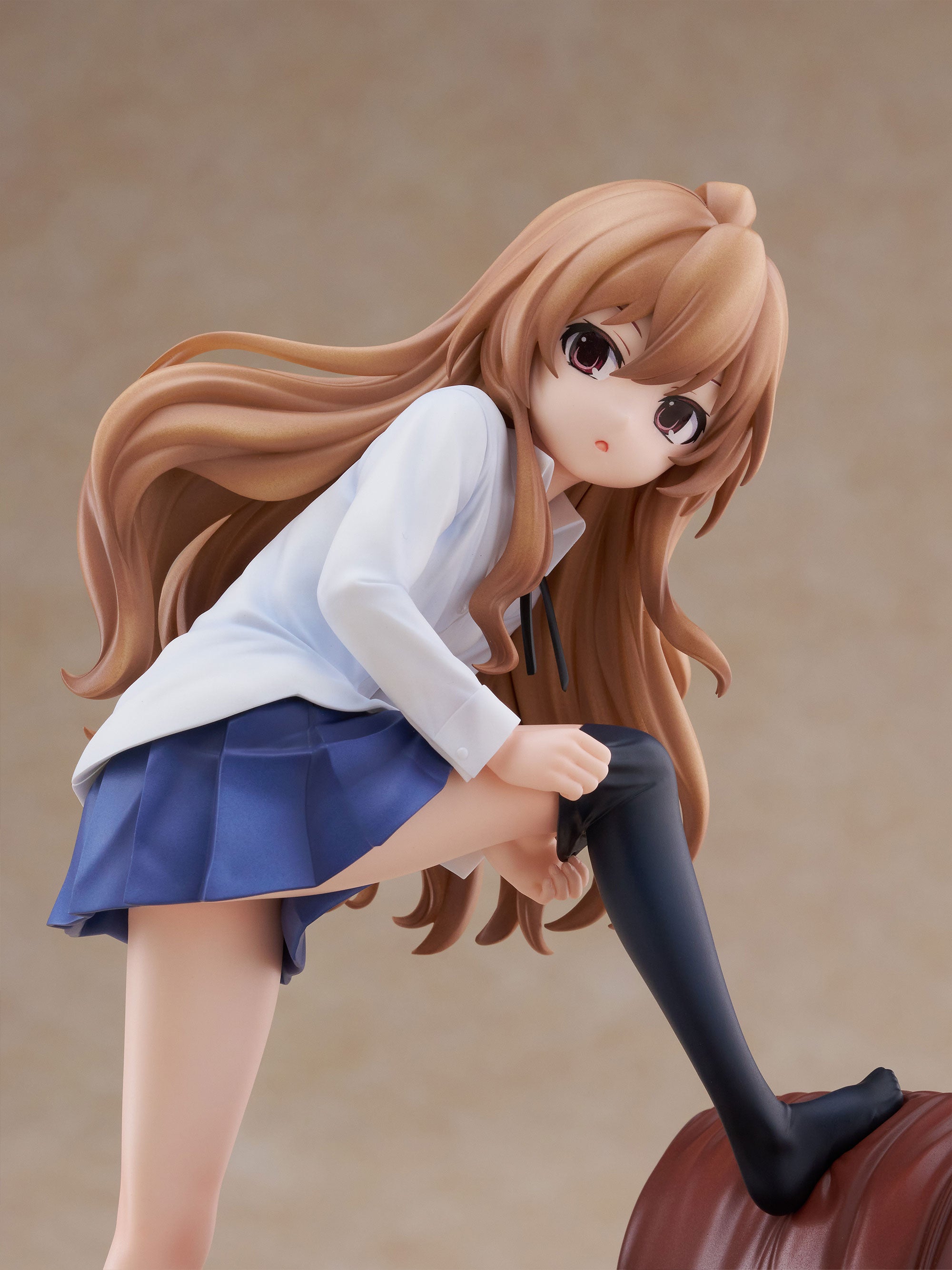 FuRyu F:NEX Toradora! Aisaka Taiga 1/7 Plastic Figure - 12