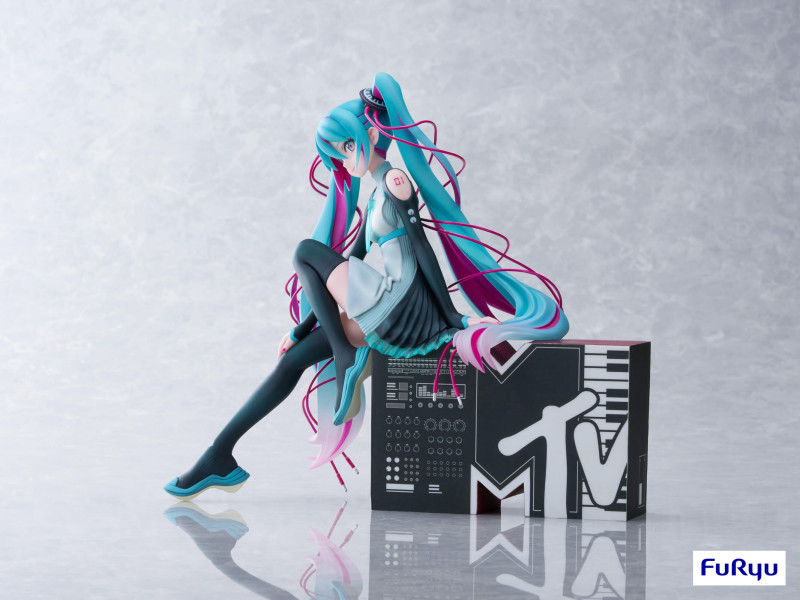 Vocaloid Hatsune Miku F:Nex MTV x Hatsune Miku 1/7 - 2