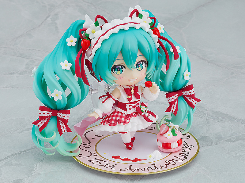 Vocaloid - Hatsune Miku - Nendoroid (#1939) - 15th Anniversary Ver. - 2