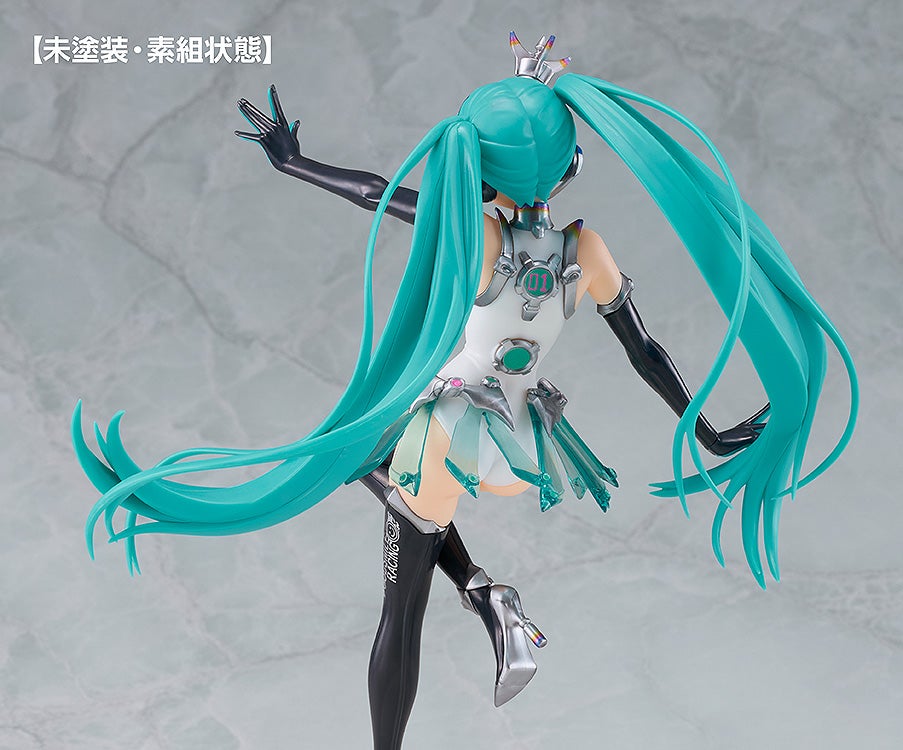 GOOD SMILE COMPANY (GSC) Hatsune Miku GT Project Reincarnation Racing Miku 2013 Ver. 1/8 Plastic Kit - 8