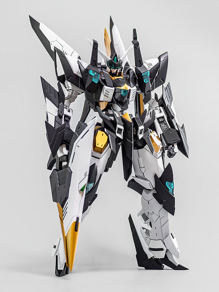 GOOD SMILE COMPANY (GSC) TITANOMACHA MODEROID SIDE:GR Arklaud 1/48 Plastic Kit - 2