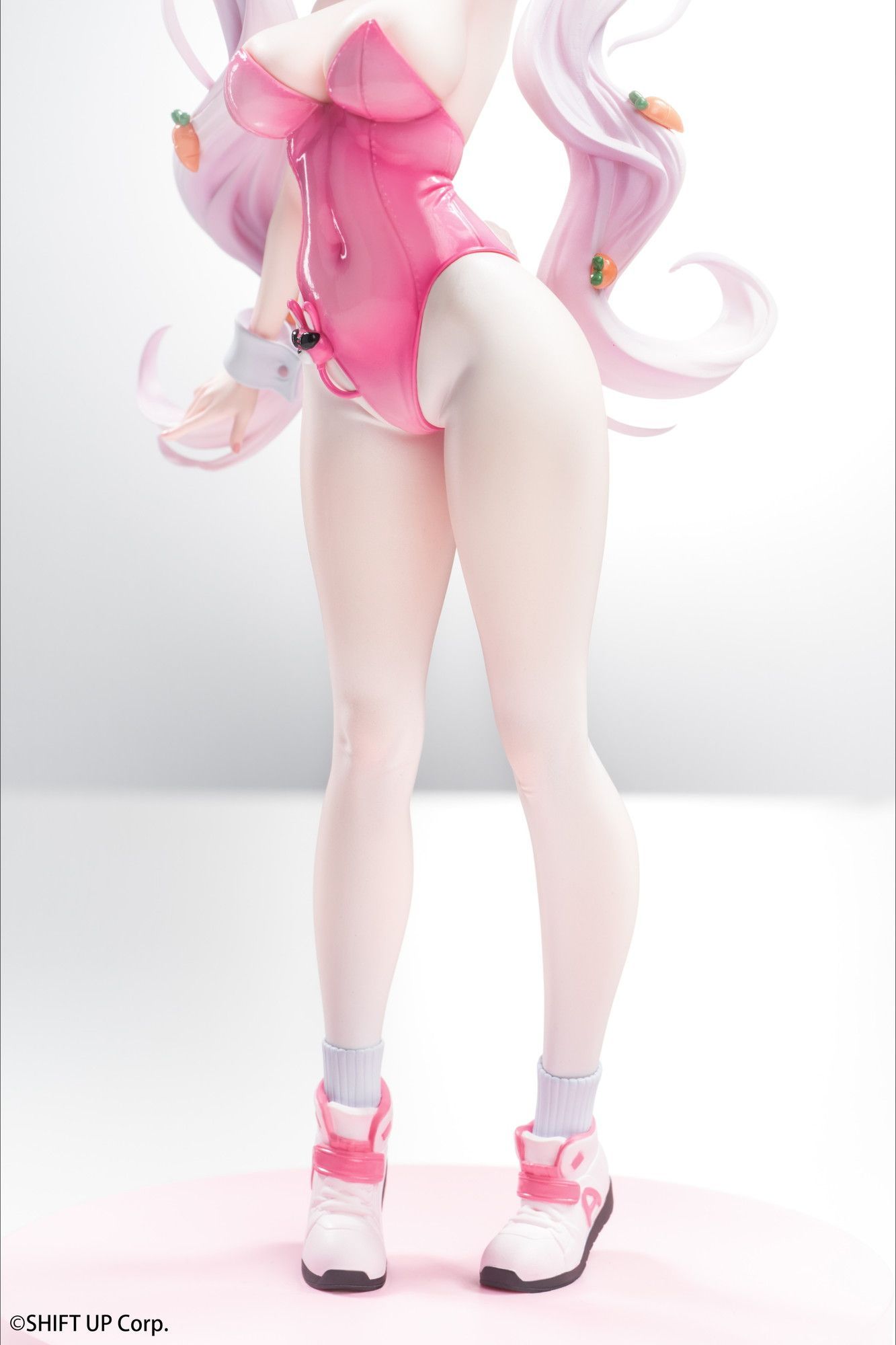 Hobby Sakura Shouri no Megami: NIKKE Alice: Wonderland Bunny 1/10 Plastic Figure - 7