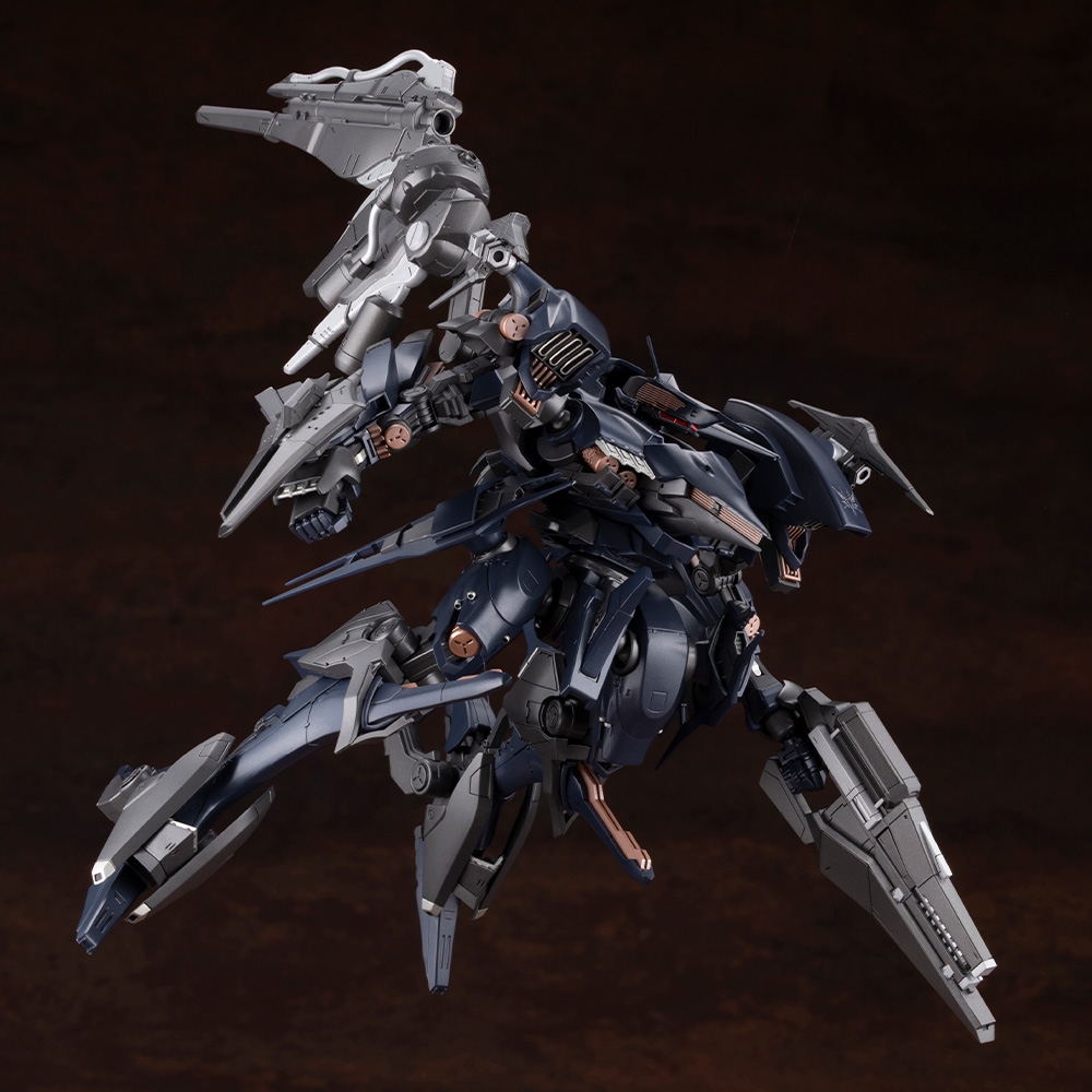 Armored Core 4 - Rayleonard 03-Aaliyah Orleans - Variable Infinity - 1/72 - 12