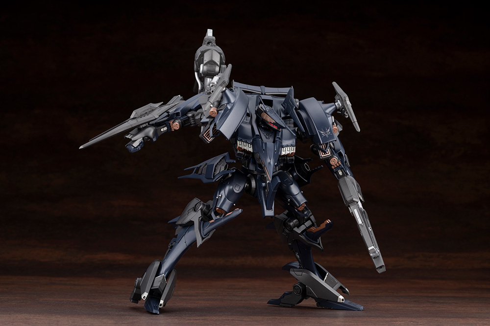 Armored Core 4 - Rayleonard 03-Aaliyah Orleans - Variable Infinity - 1/72 - 7