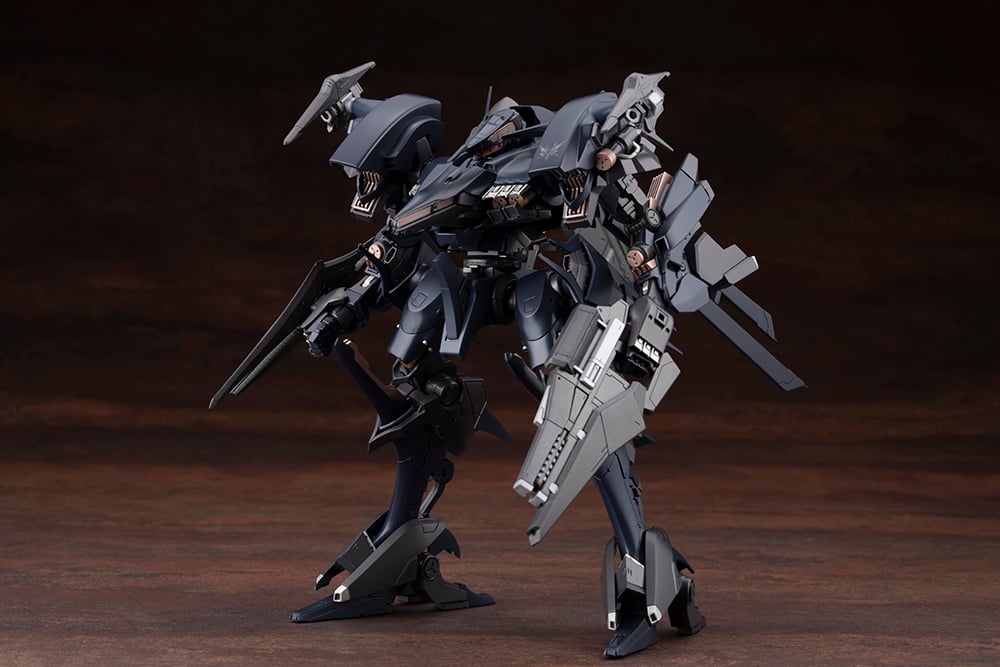 Armored Core 4 - Rayleonard 03-Aaliyah Orleans - Variable Infinity - 1/72