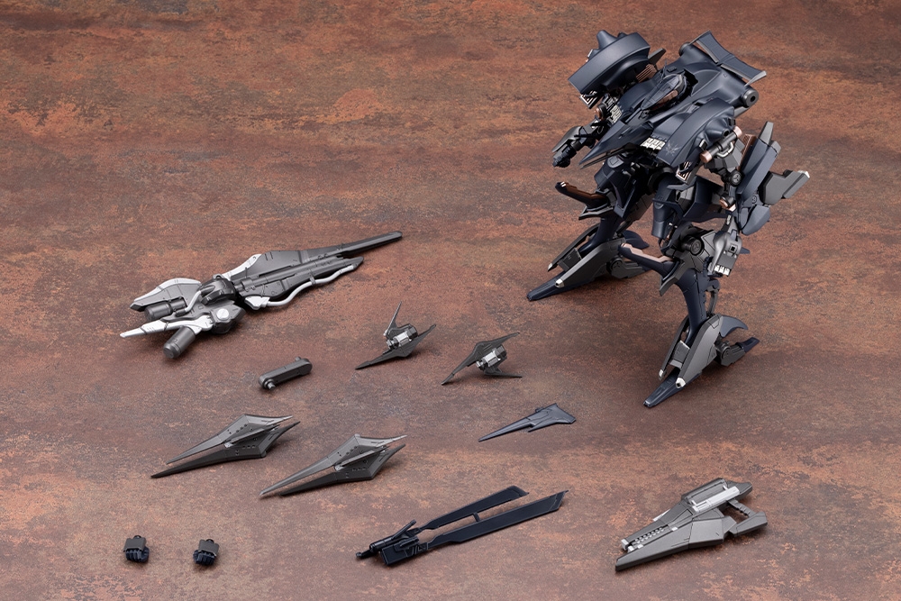Armored Core 4 - Rayleonard 03-Aaliyah Orleans - Variable Infinity - 1/72 - 13